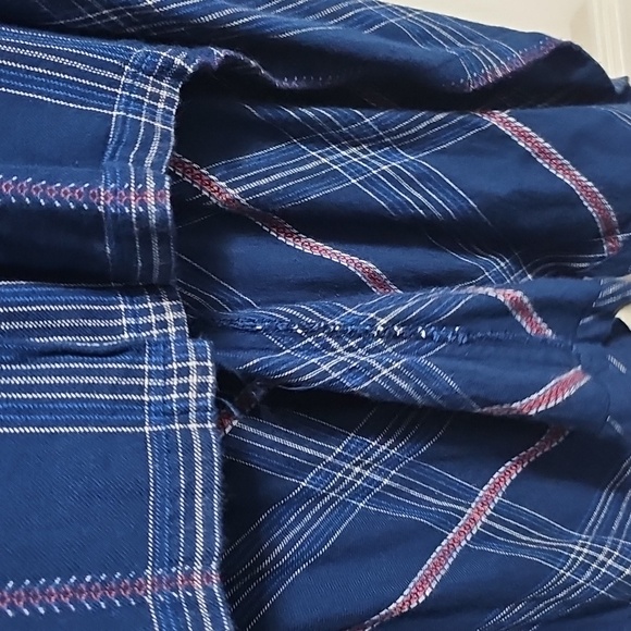 Max Studio - Picture 3 of 4